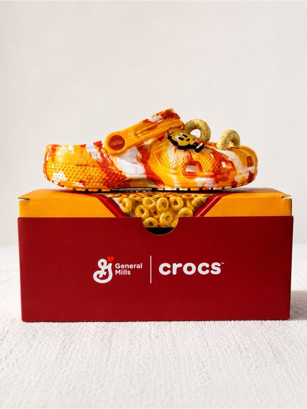 Honey Nut Cheerios x Crocs Classic Clog NIB General Mills Limited Edition Rare